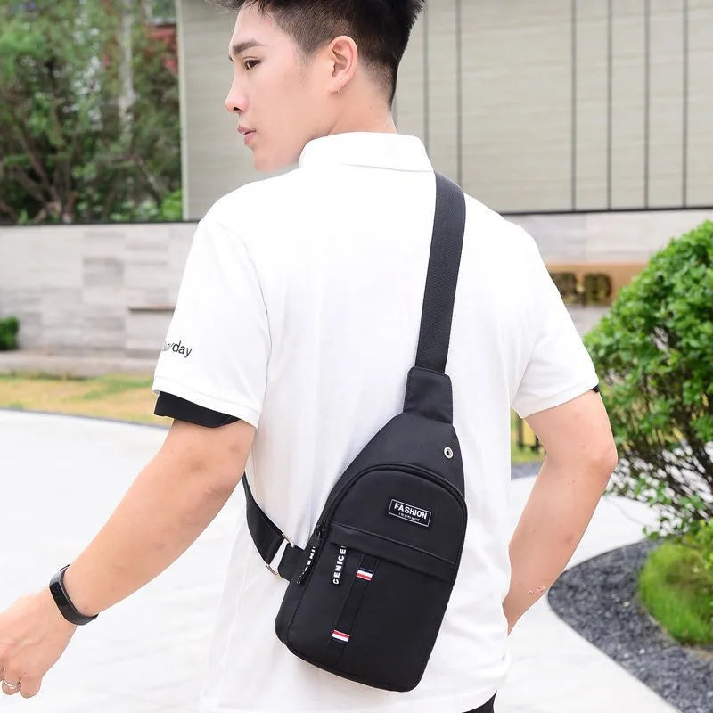 Waterproof Outdoor Fanny Pack — Large Capacity & Adjustable Fit