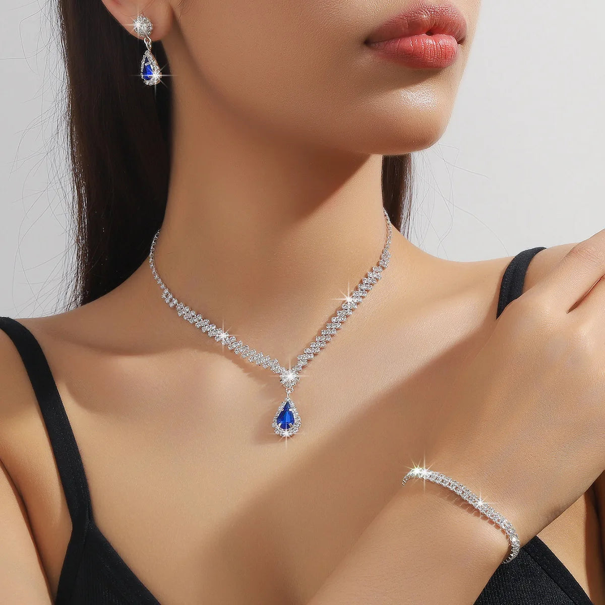 Luxury Bridal Jewelry Set — Necklace, Earrings & Bracelet