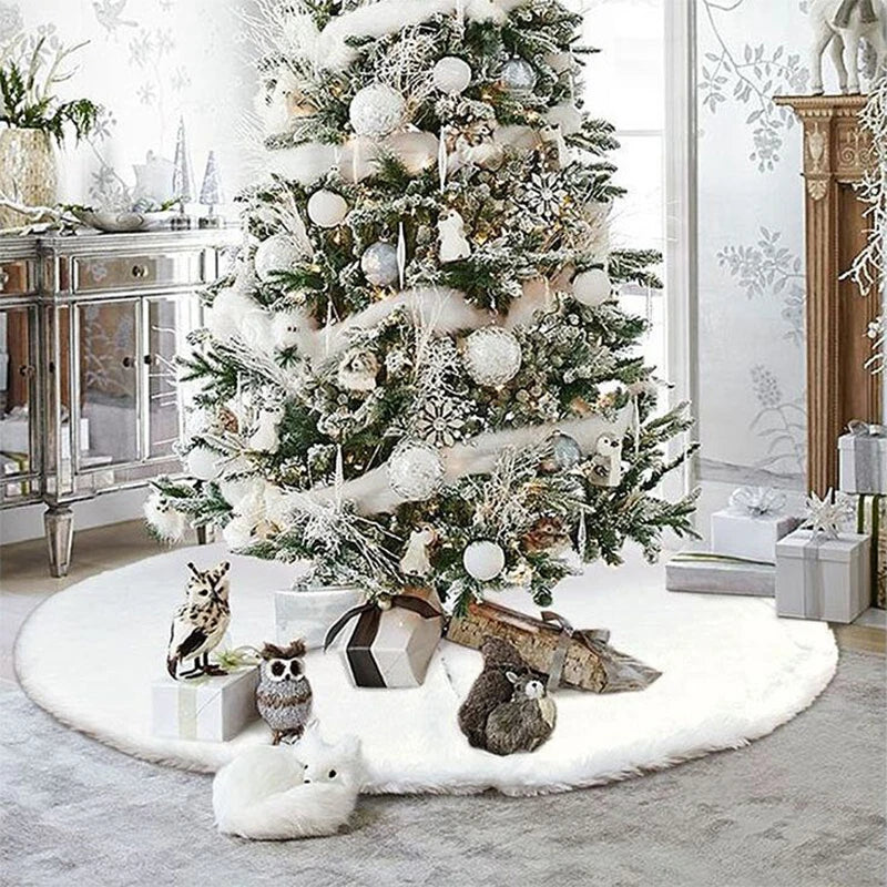 Plush White Christmas Tree Skirt