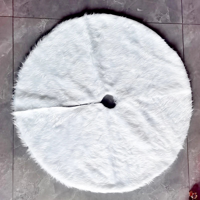 Plush White Christmas Tree Skirt