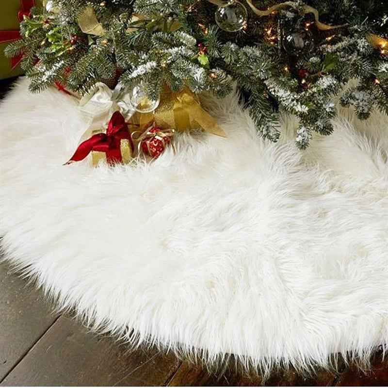 Plush White Christmas Tree Skirt