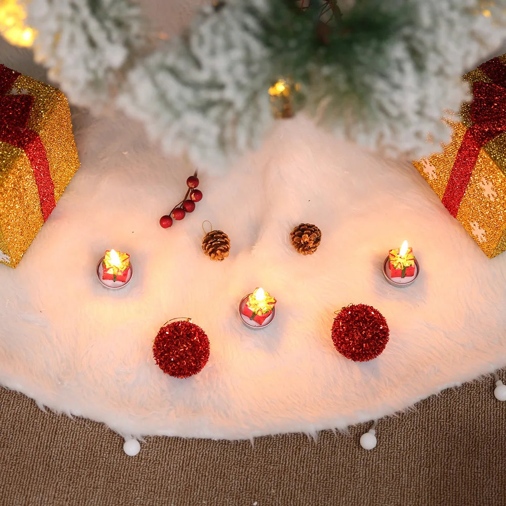 Plush White Christmas Tree Skirt